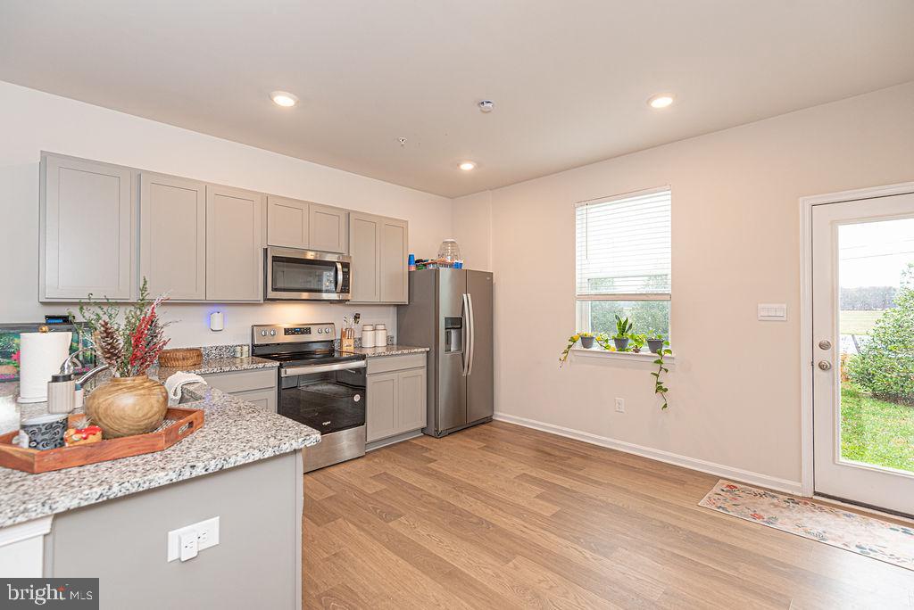 WEST VIEW - Residential