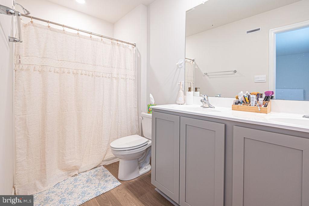 WEST VIEW - Residential