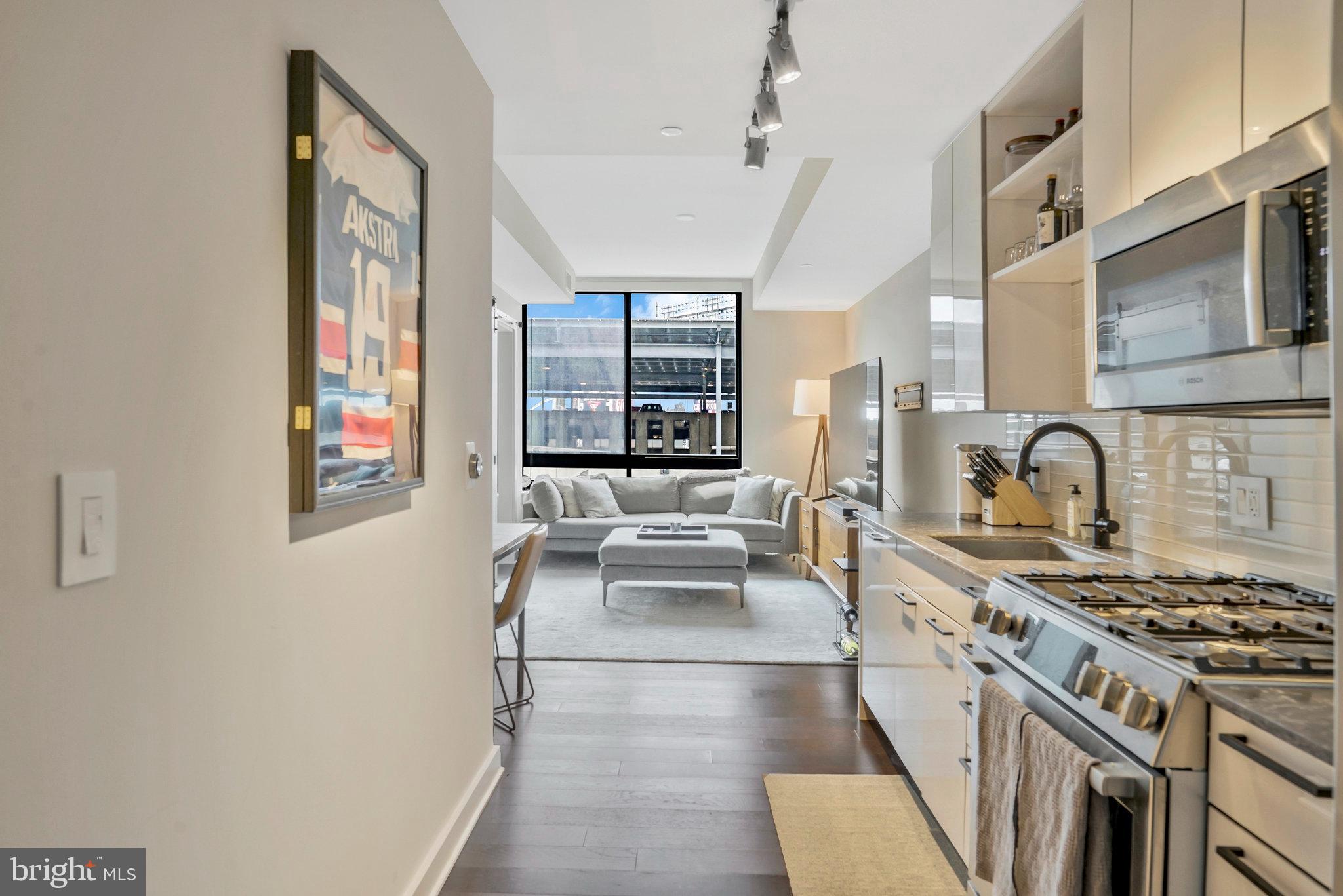 70 N STREET SE N509