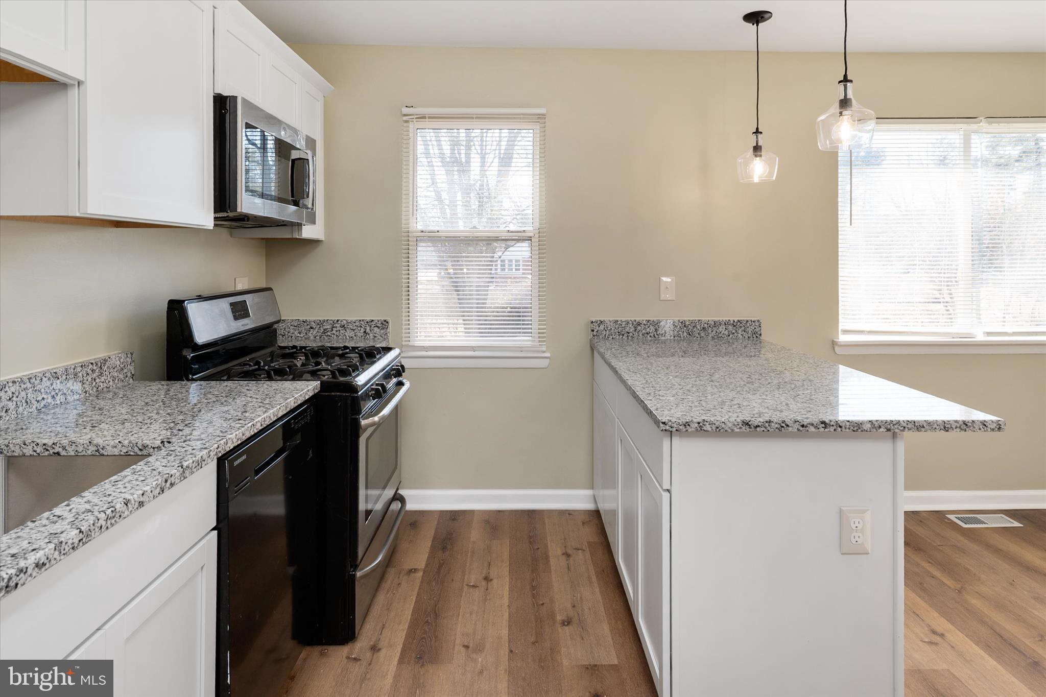 STILLMEADOWS - Residential