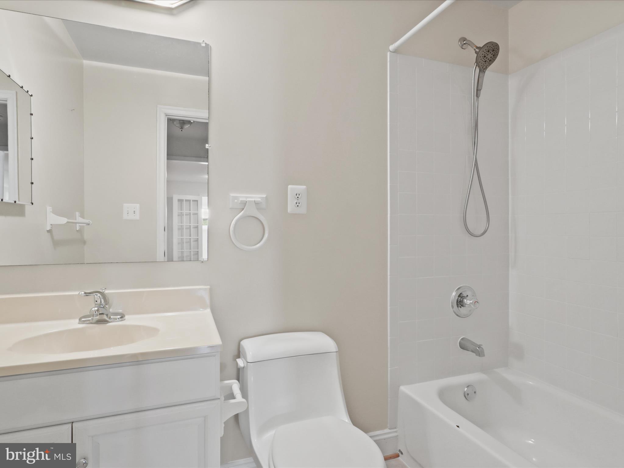 HERITAGE HUNT - Residential