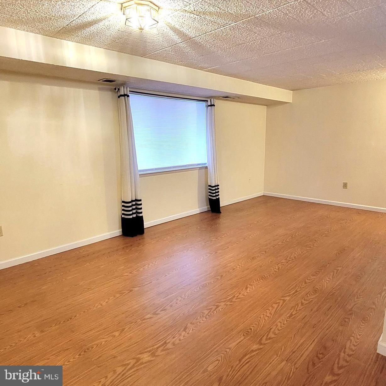 AMBERTOWNE - Residential