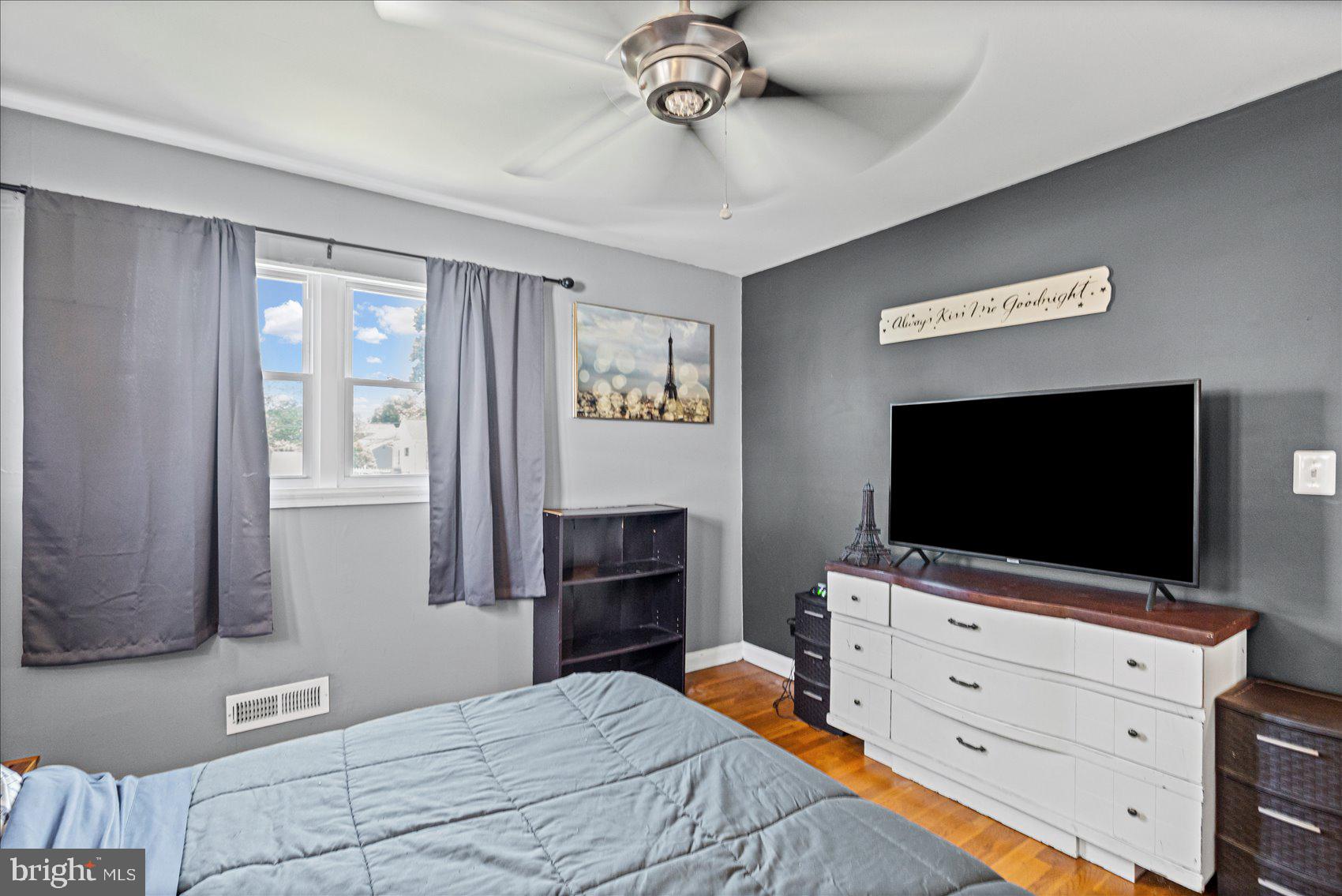 KINGS RIDGE - Residential