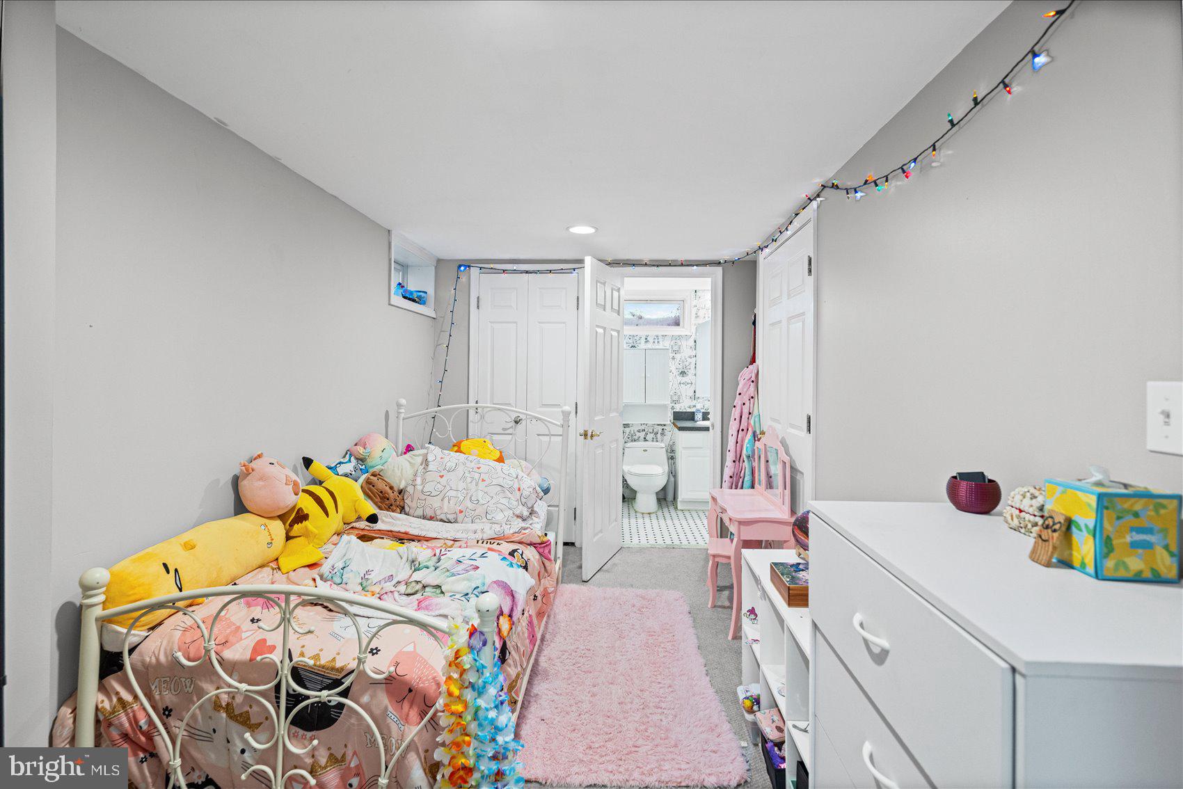 KINGS RIDGE - Residential