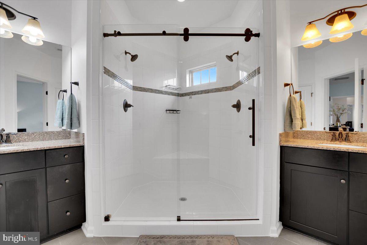 LOUDOUN CROSSING CONDOMINIUM - Residential