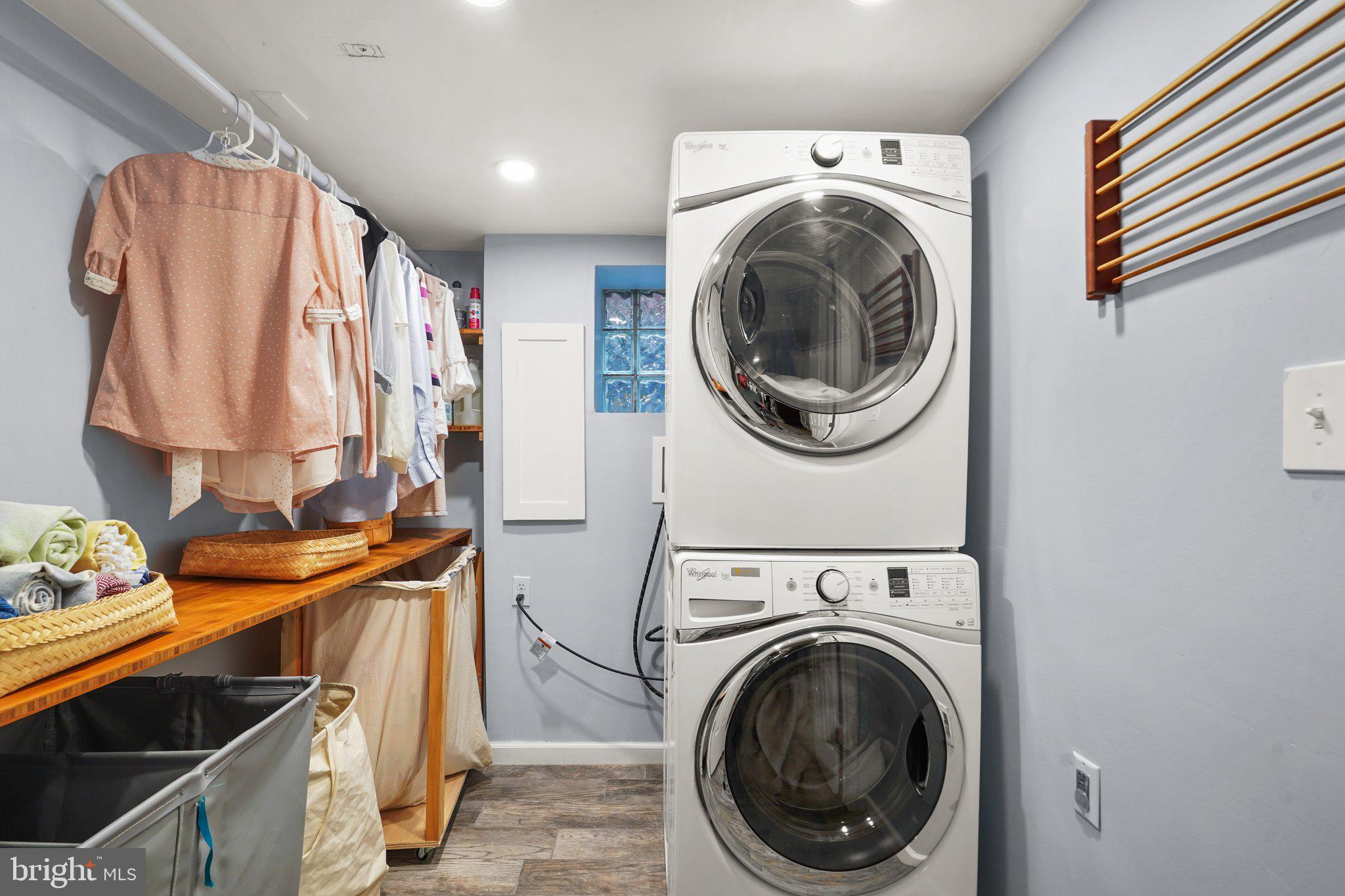 FAIRWAY - Residential