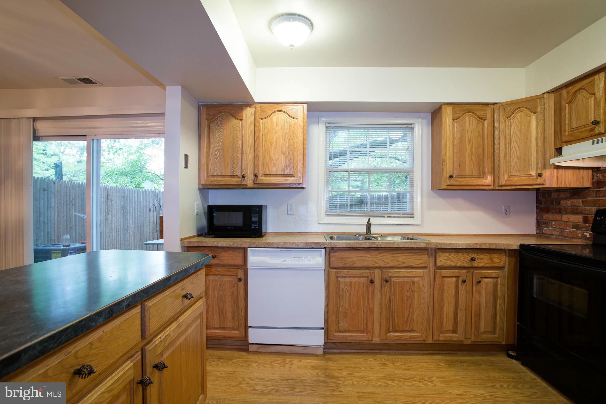 CARDINAL FOREST - Residential Lease