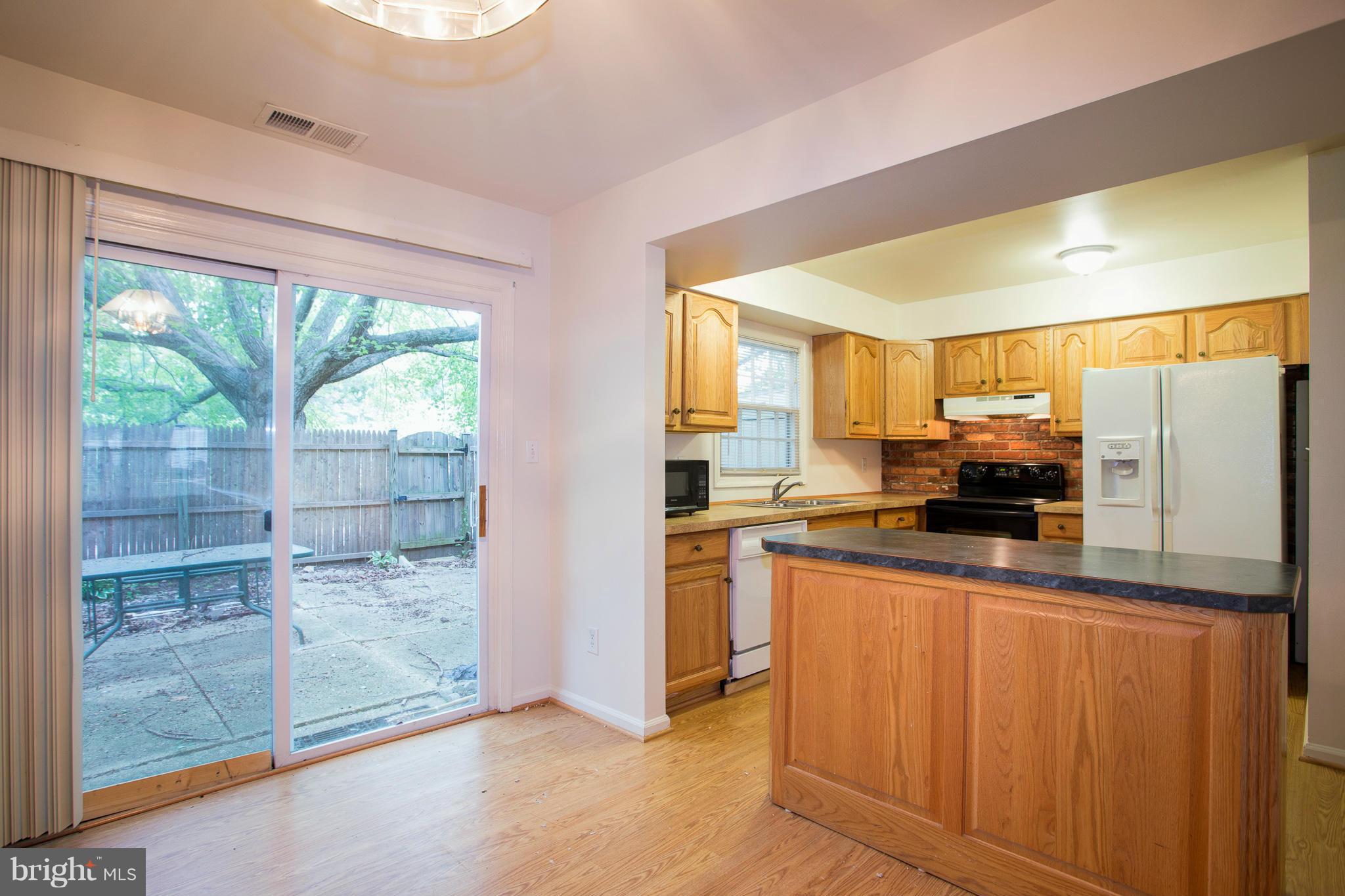 CARDINAL FOREST - Residential Lease