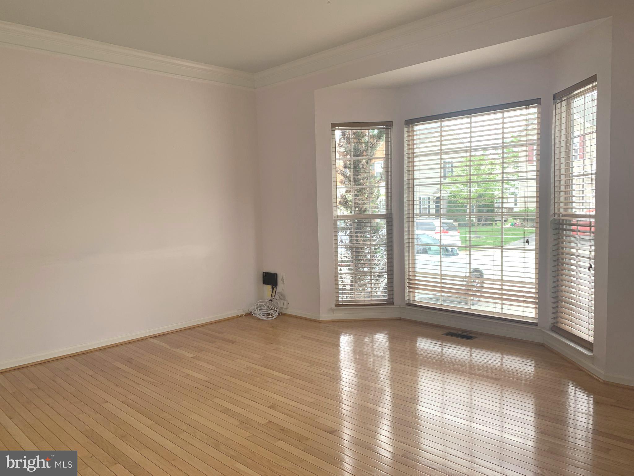 SEVEN OAKS - Residential Lease