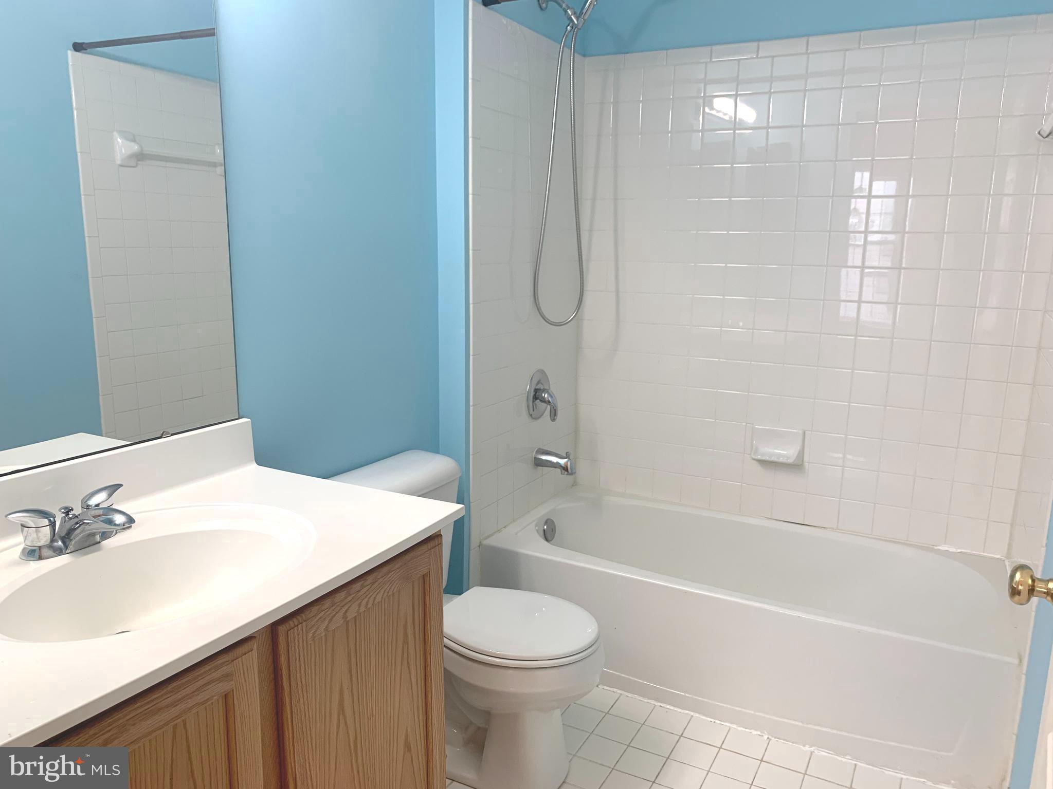 SEVEN OAKS - Residential Lease