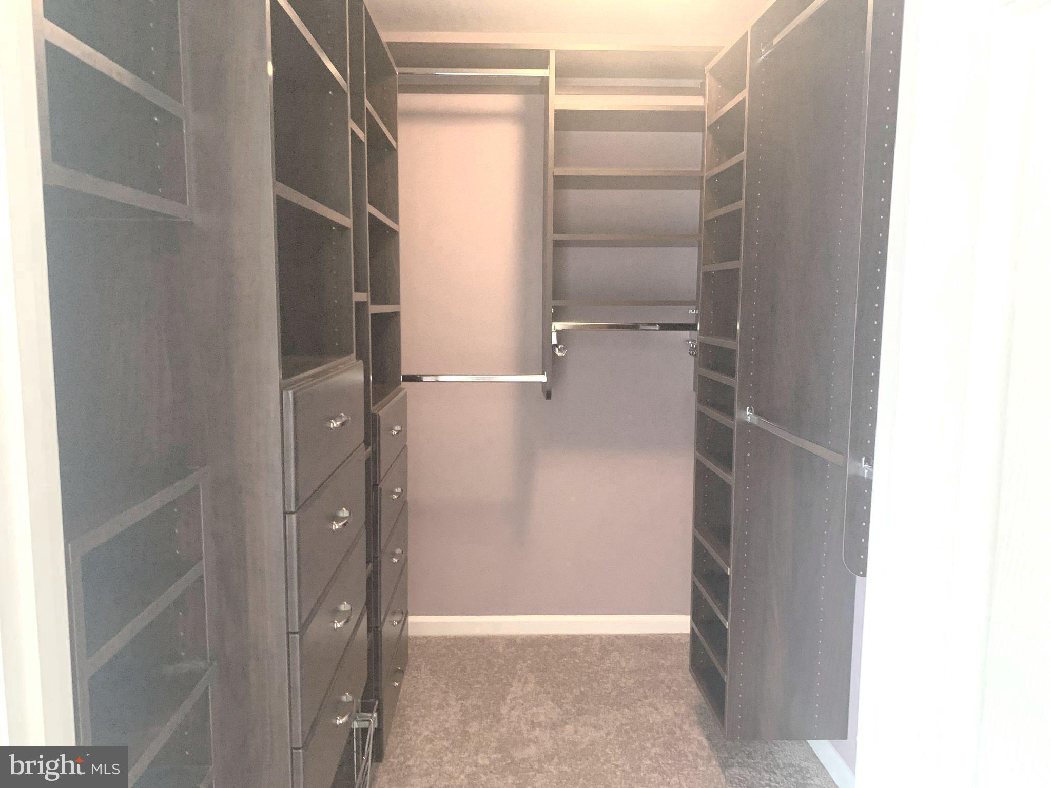 SEVEN OAKS - Residential Lease