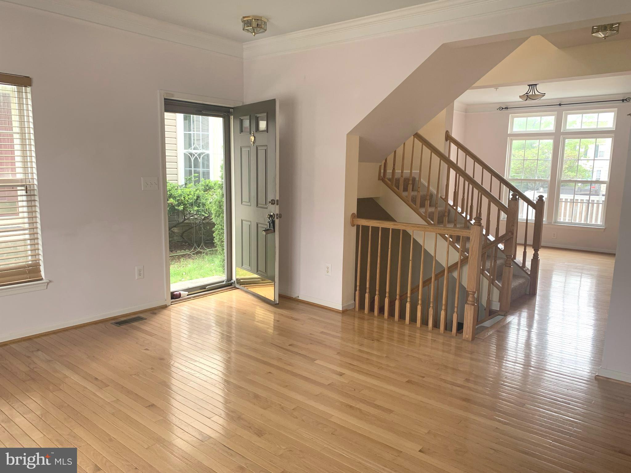 SEVEN OAKS - Residential Lease