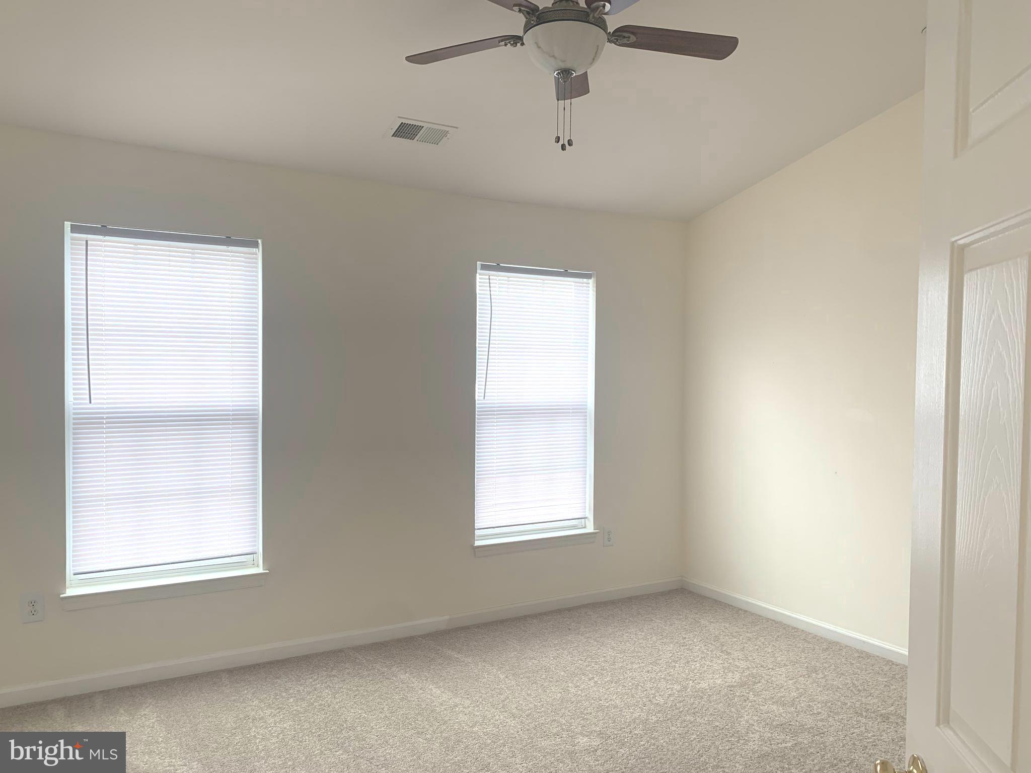 SEVEN OAKS - Residential Lease