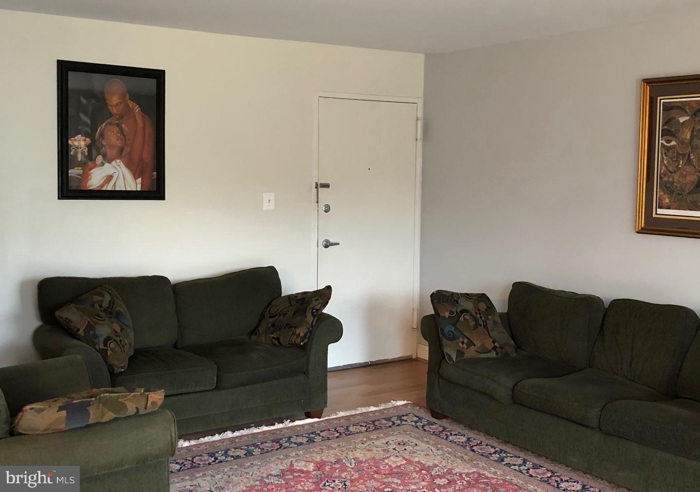 HYATTSVILLE - Residential