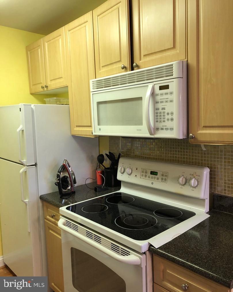 HYATTSVILLE - Residential