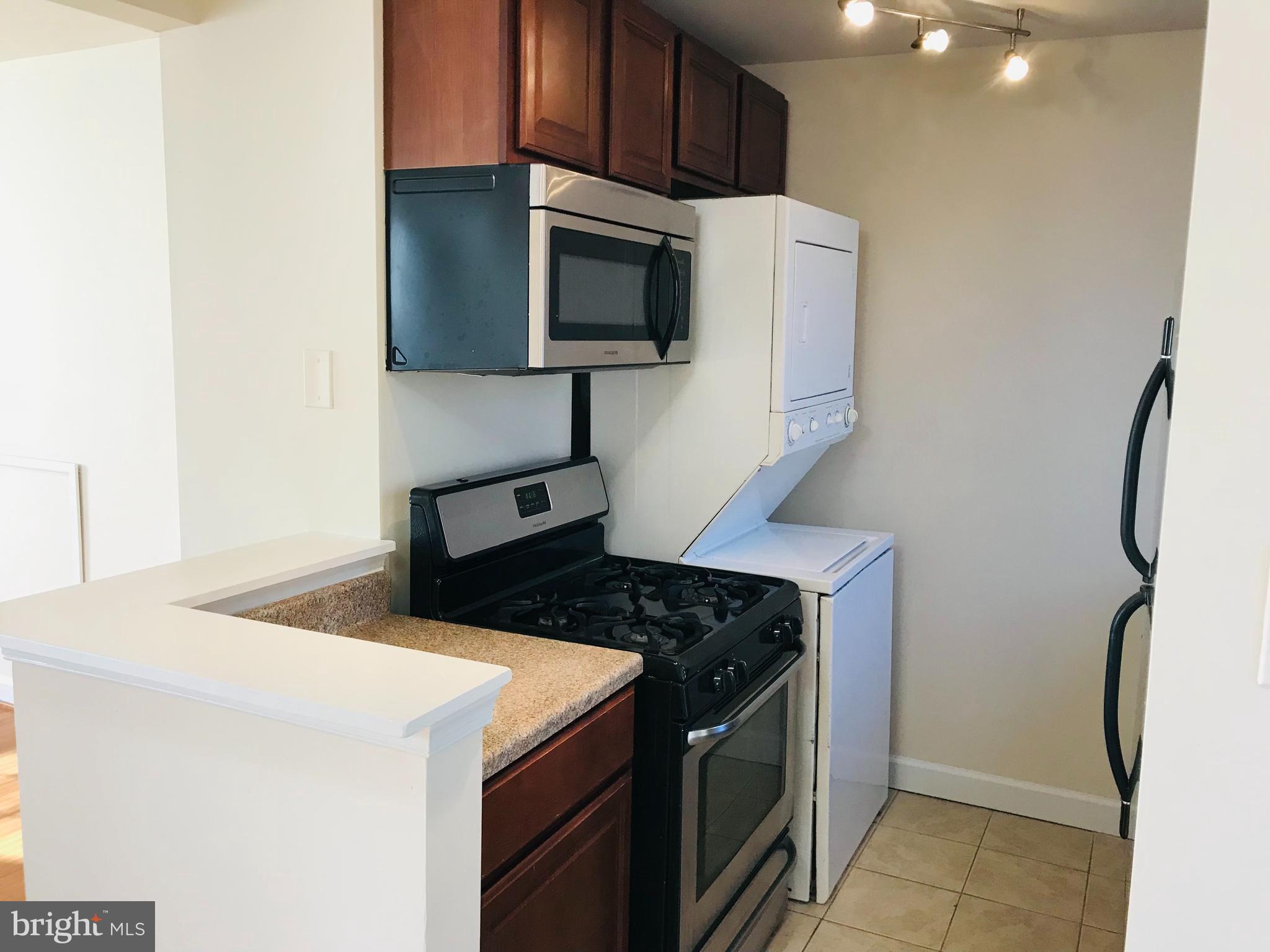 HIGHLAND AT LANDOVER STATION - Residential Lease