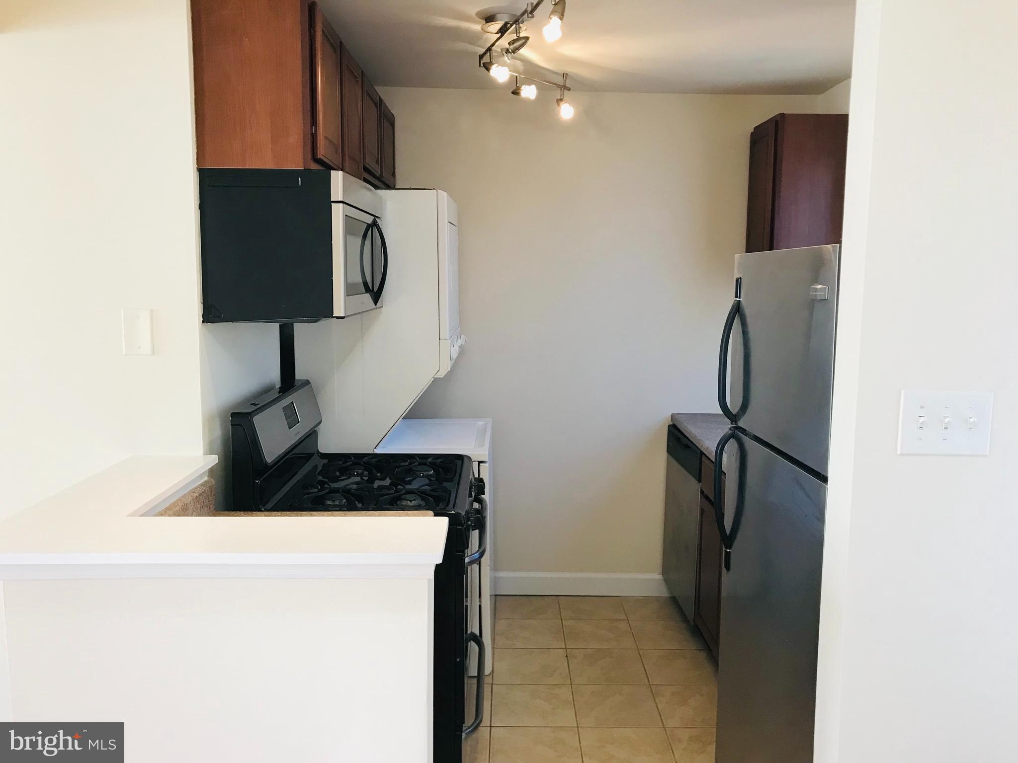 HIGHLAND AT LANDOVER STATION - Residential Lease
