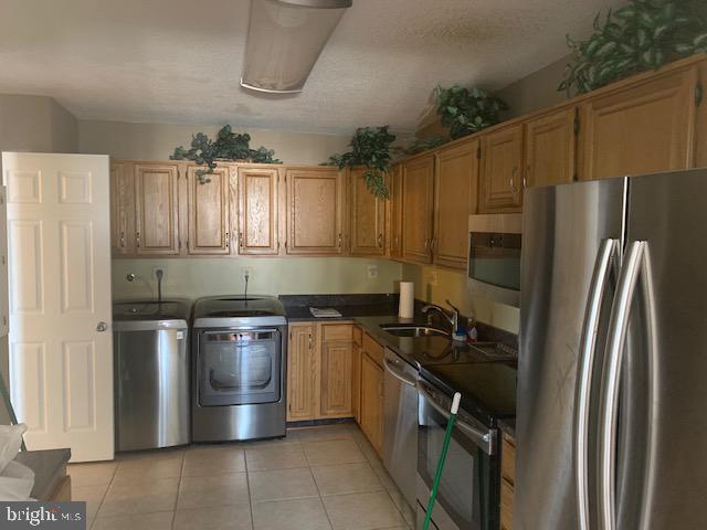 WATERGATE AT LANDMARK - Residential Lease