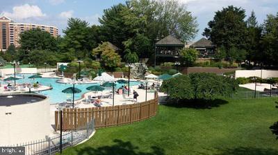 WATERGATE AT LANDMARK - Residential Lease