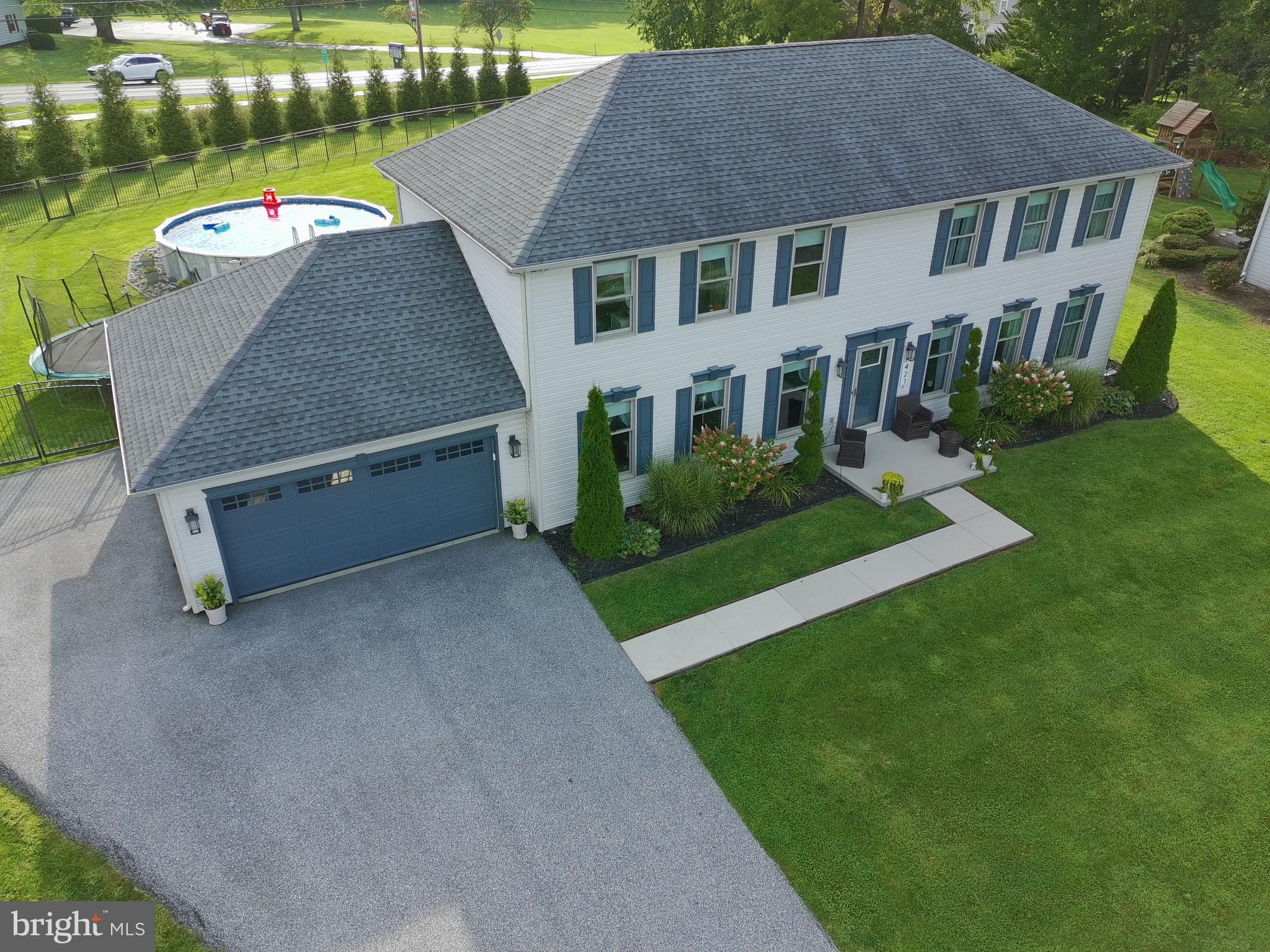 421 SCOTT DRIVE