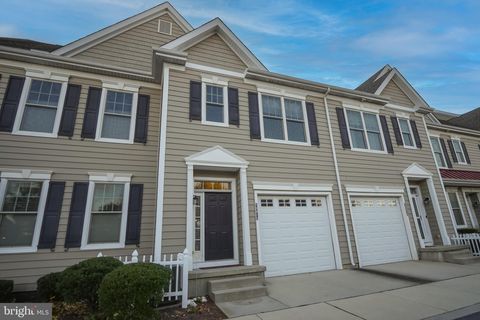Condo For Sale - 18813 Bethpage Drive<br/> LEWES, DE 19958