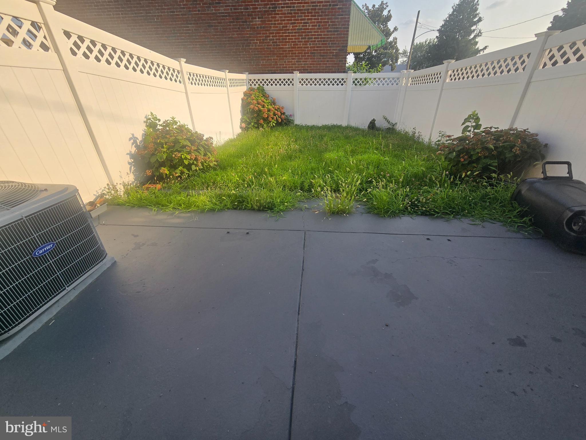 YORKTOWN - Residential Lease