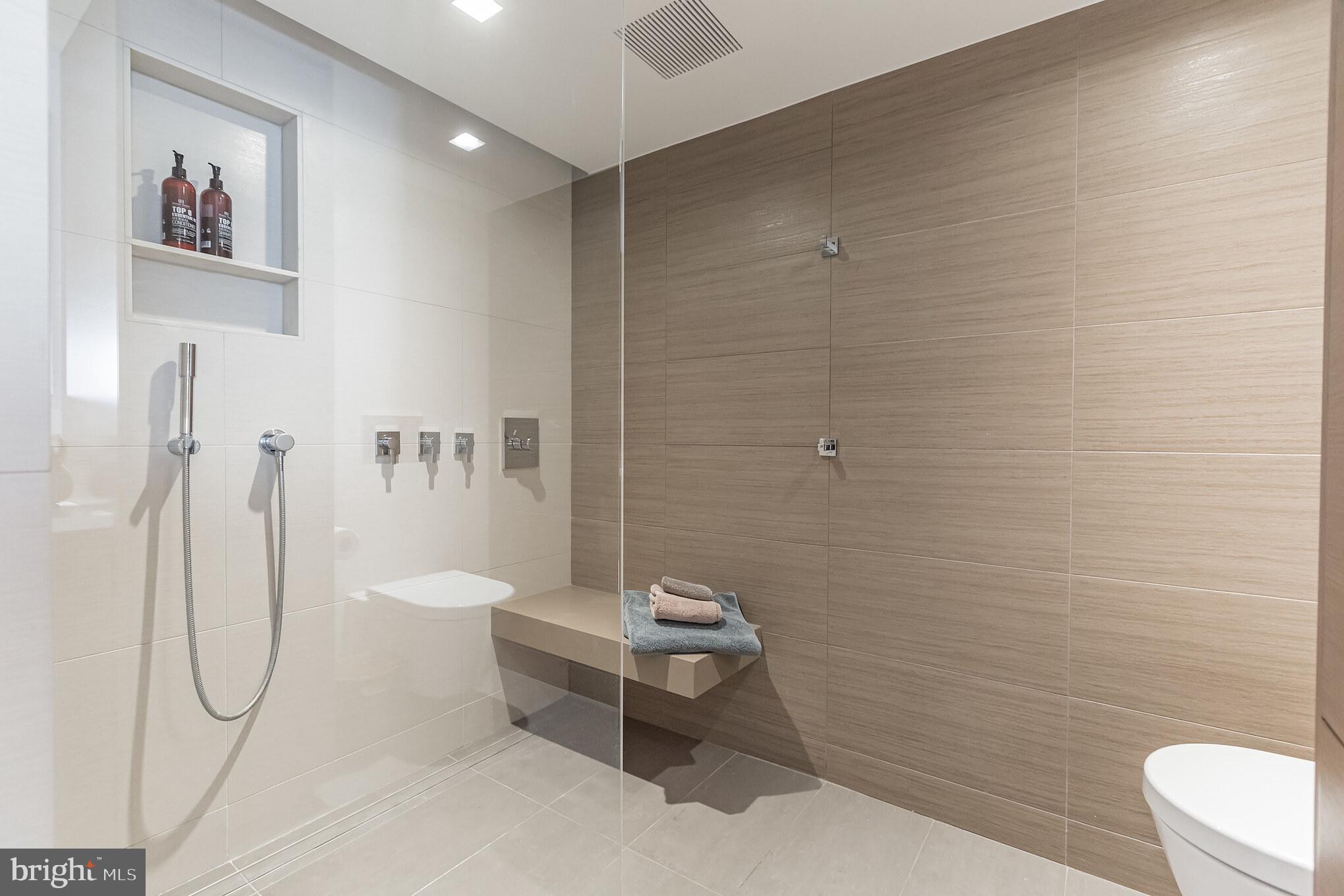 FITLER SQUARE - Residential