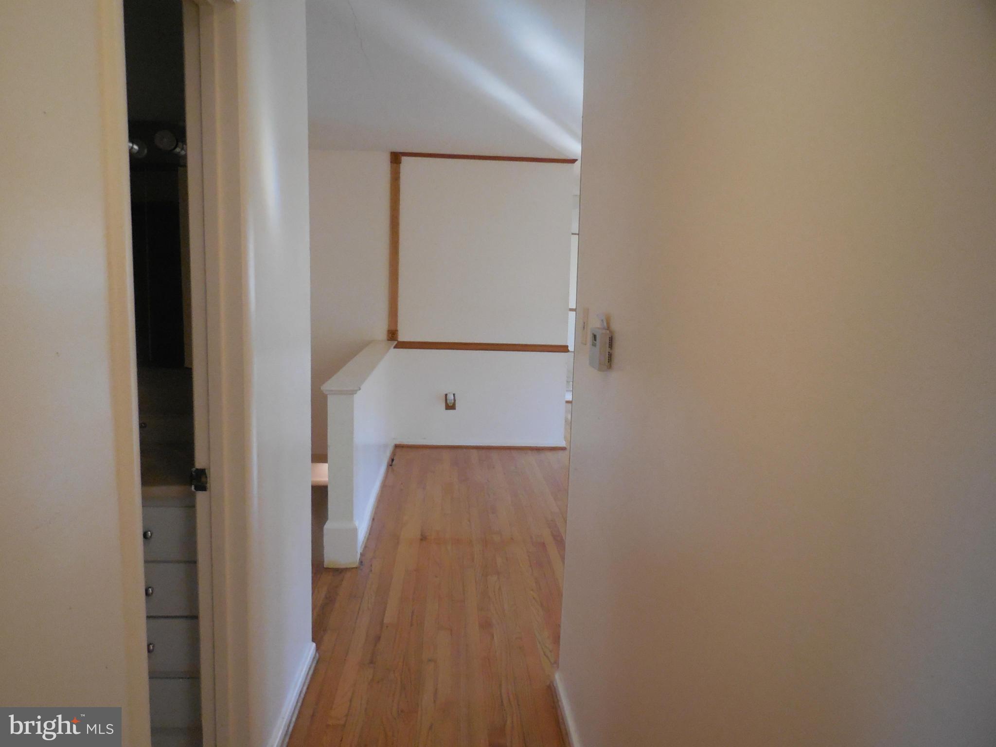 DUNN LORING WOODS - Residential Lease