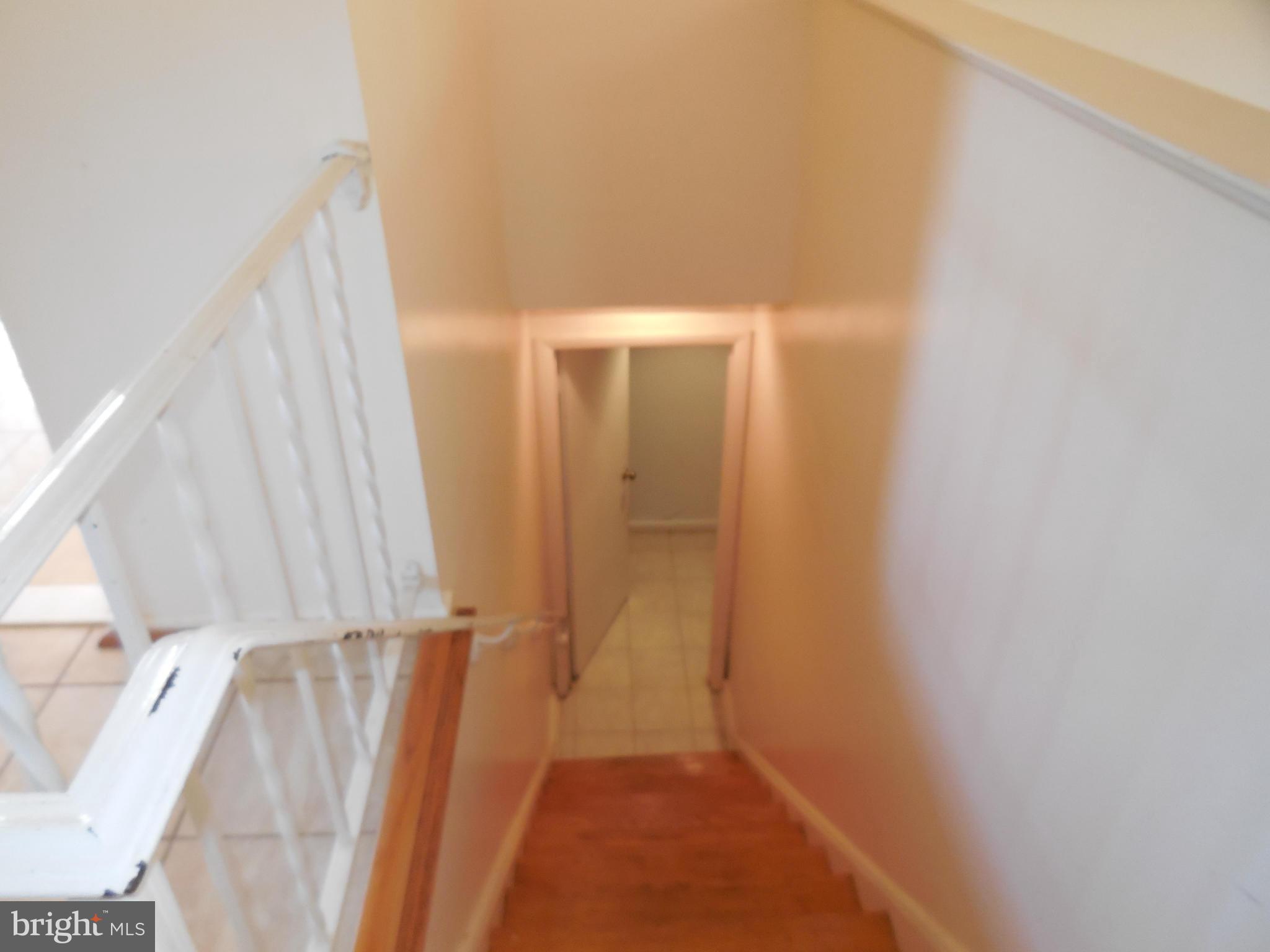 DUNN LORING WOODS - Residential Lease