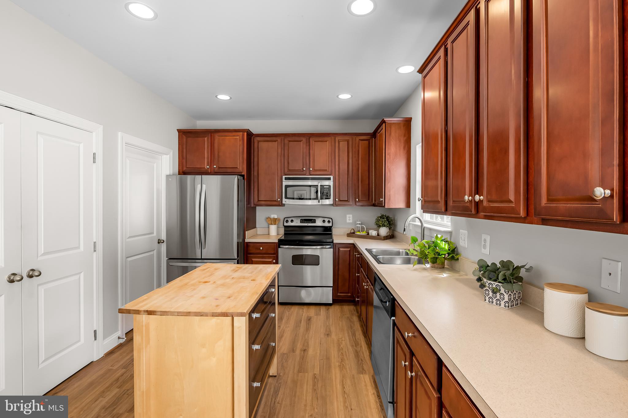 GLEN BURNIE HEIGHTS - Residential