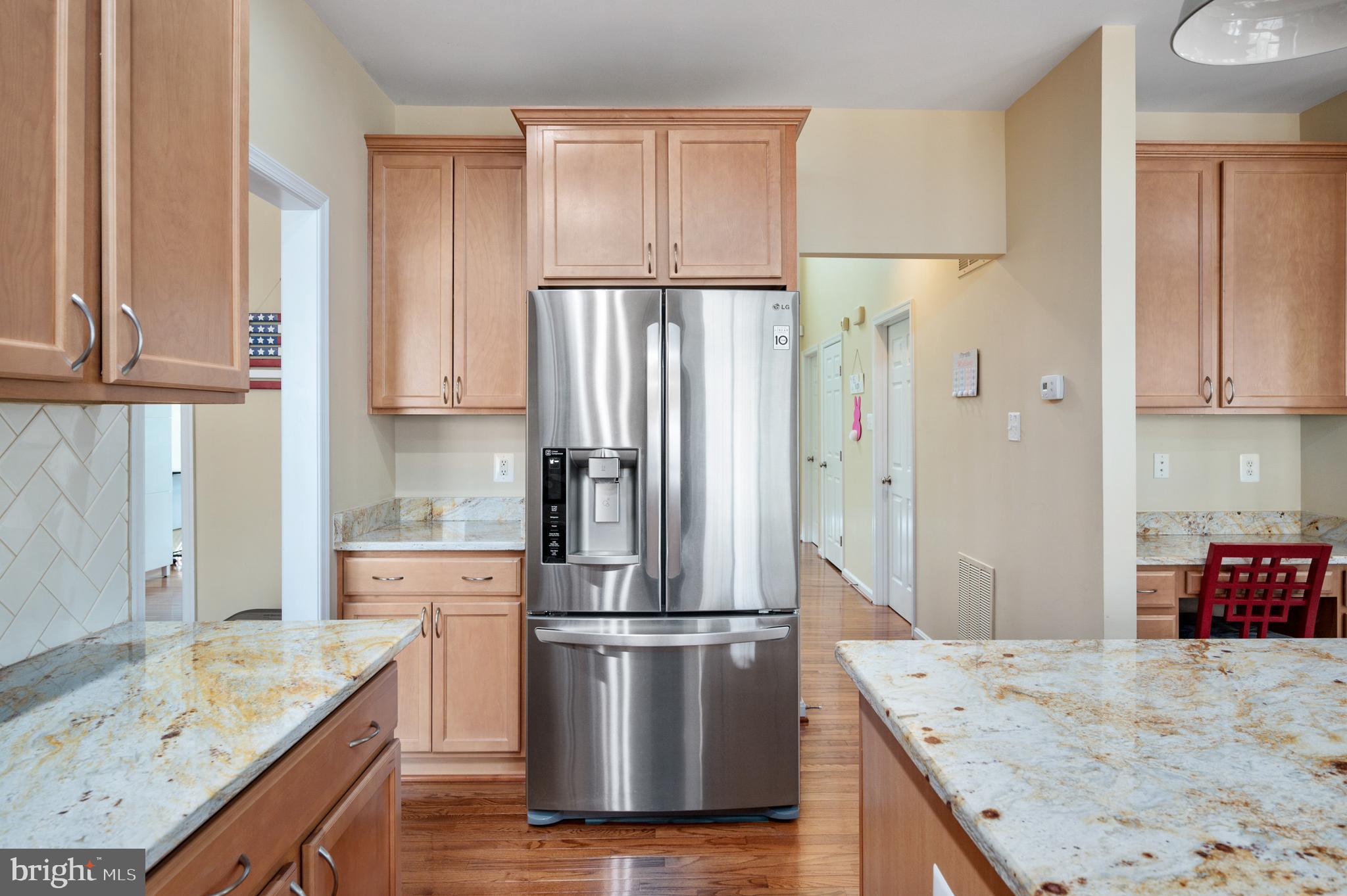 SEASONS LANDING - Residential