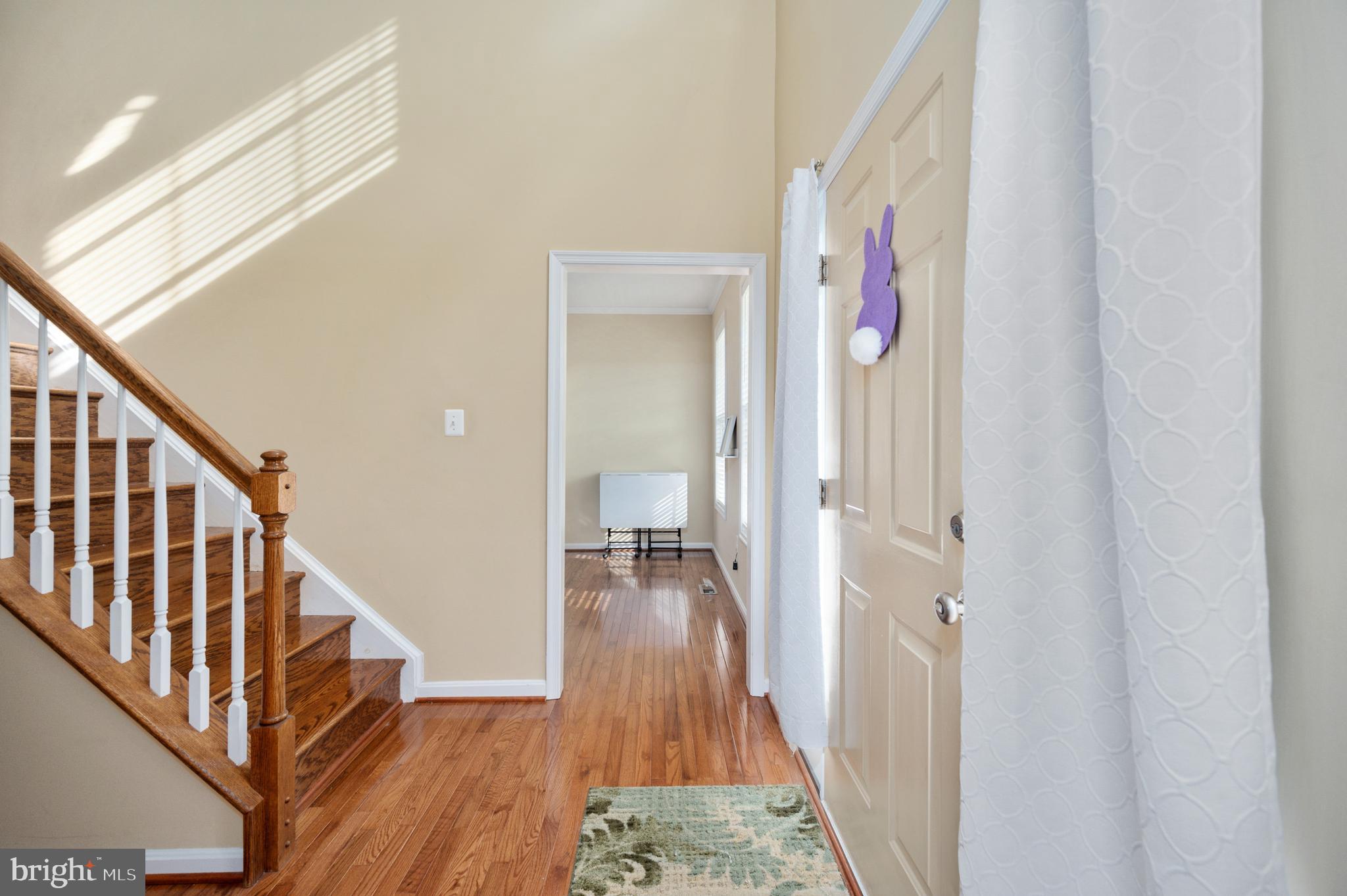 SEASONS LANDING - Residential