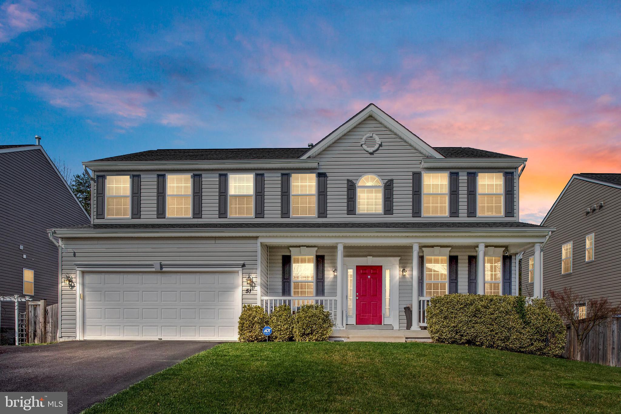 SEASONS LANDING - Residential