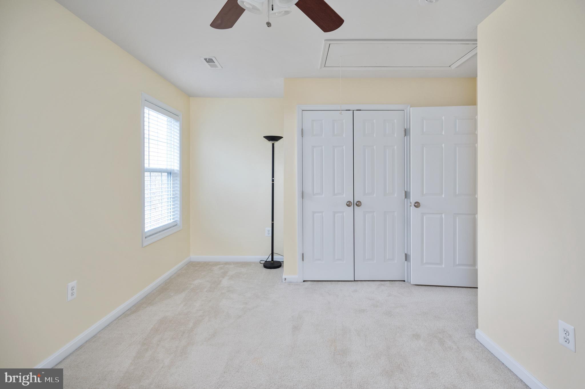 SEASONS LANDING - Residential