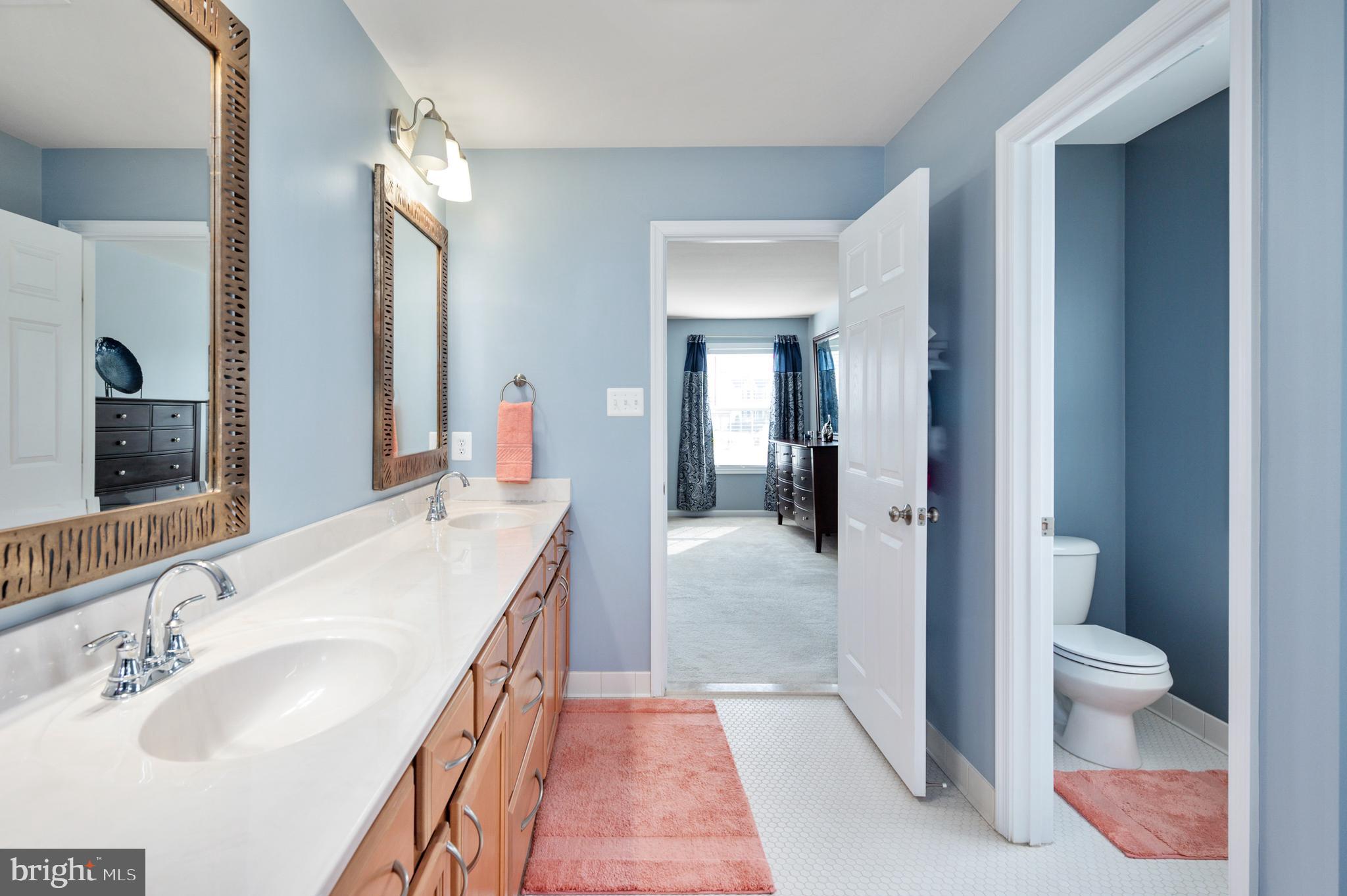 SEASONS LANDING - Residential