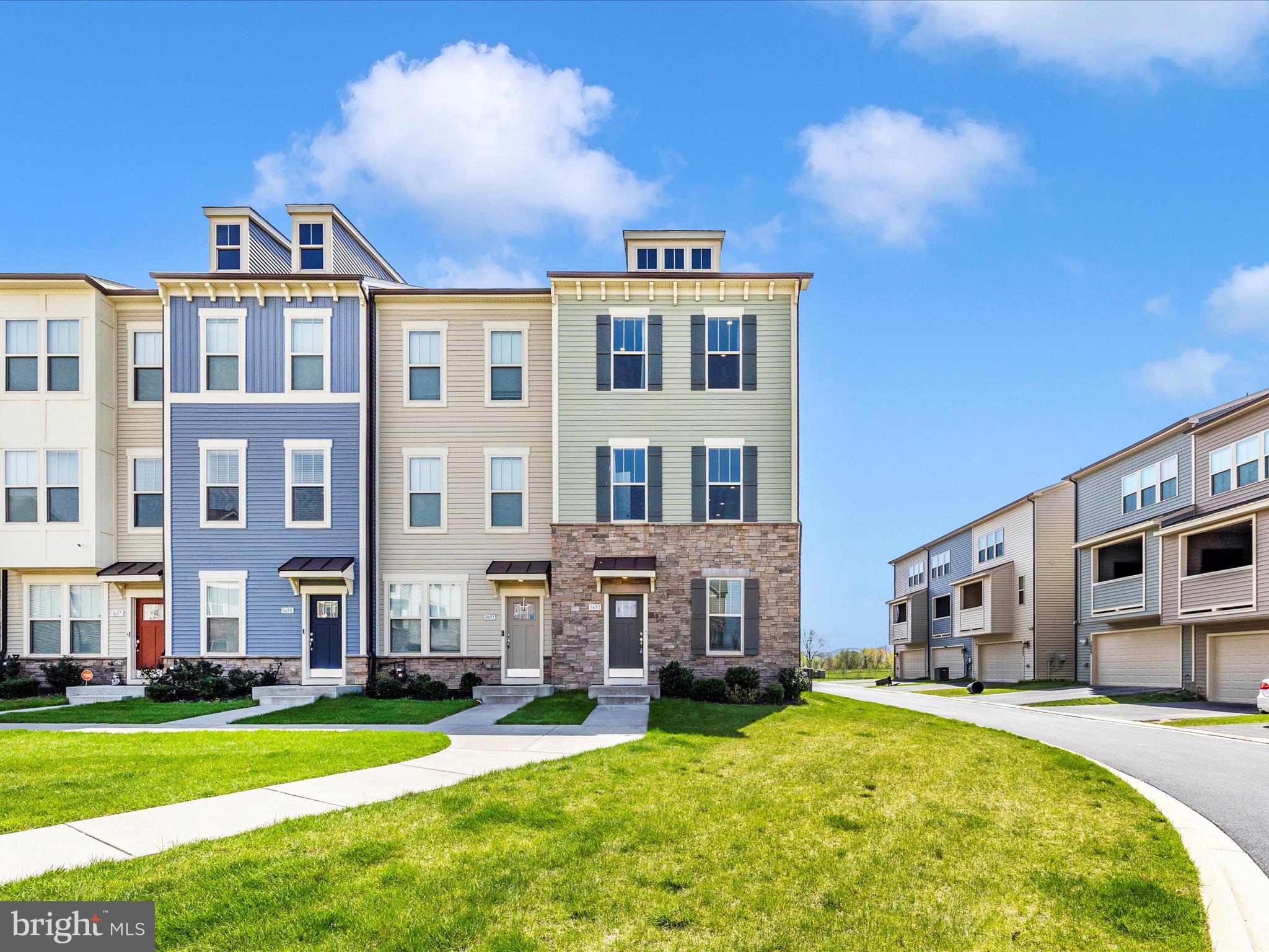 VILLAGES OF URBANA - Residential