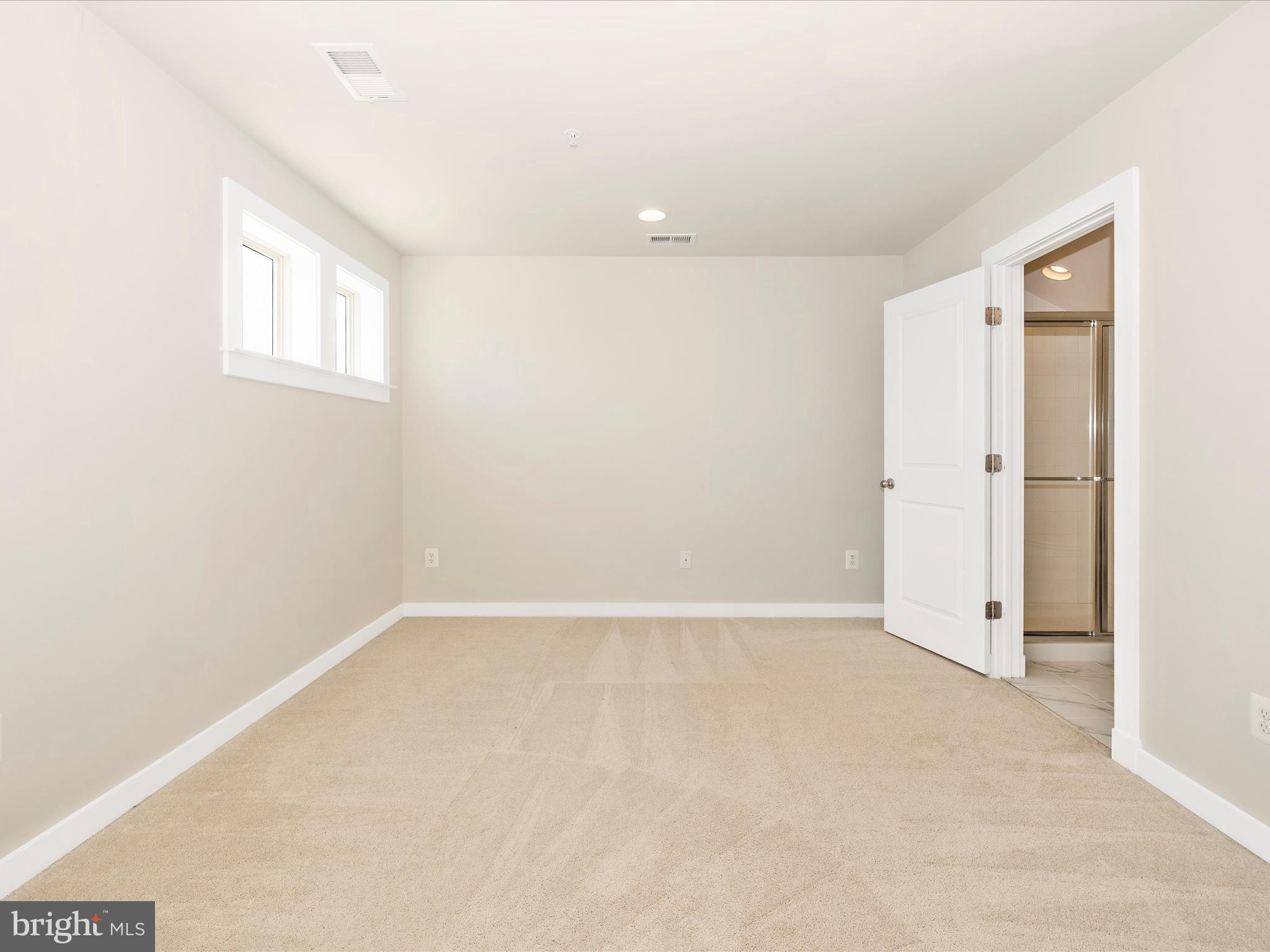 VILLAGES OF URBANA - Residential