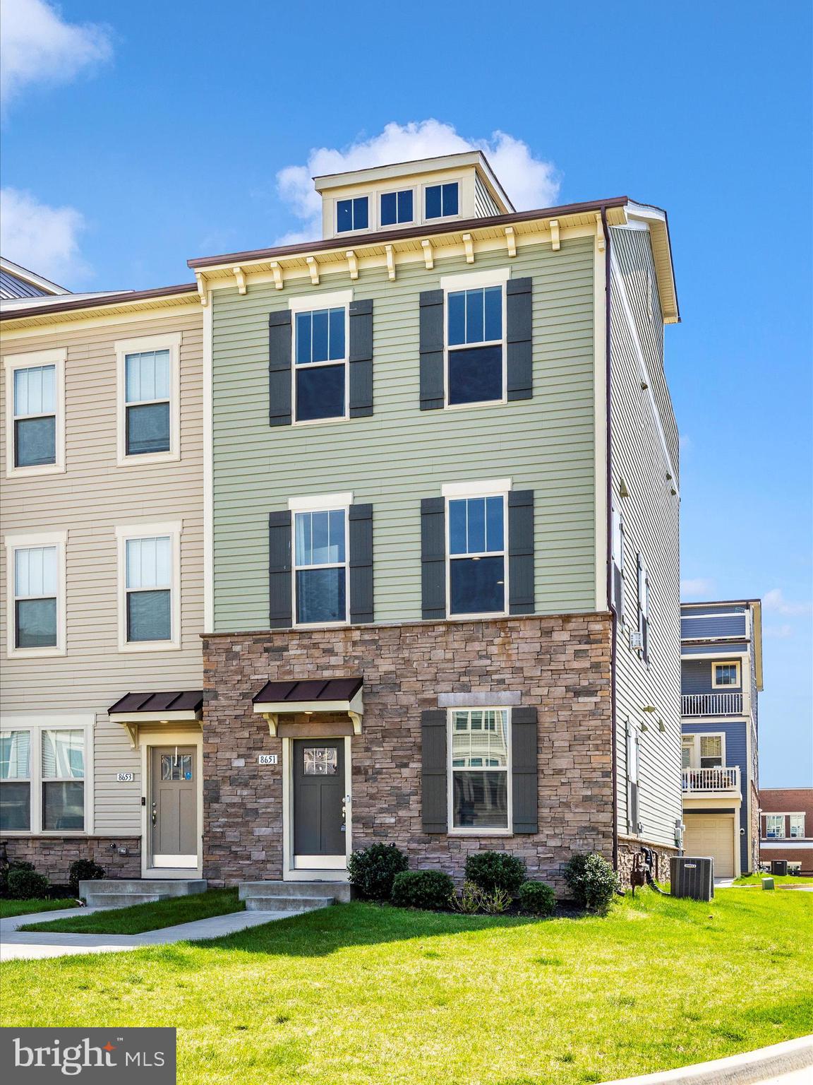 VILLAGES OF URBANA - Residential