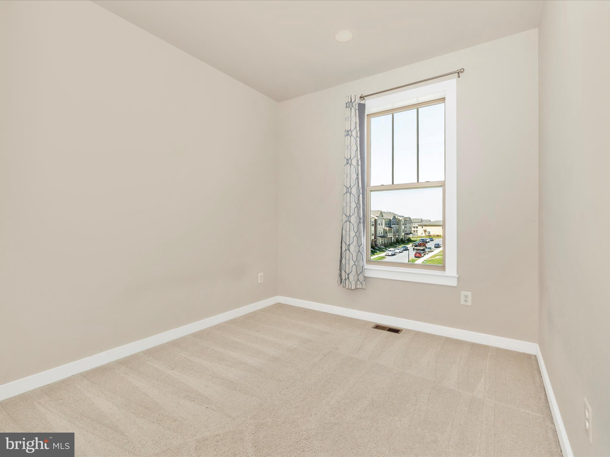 VILLAGES OF URBANA - Residential