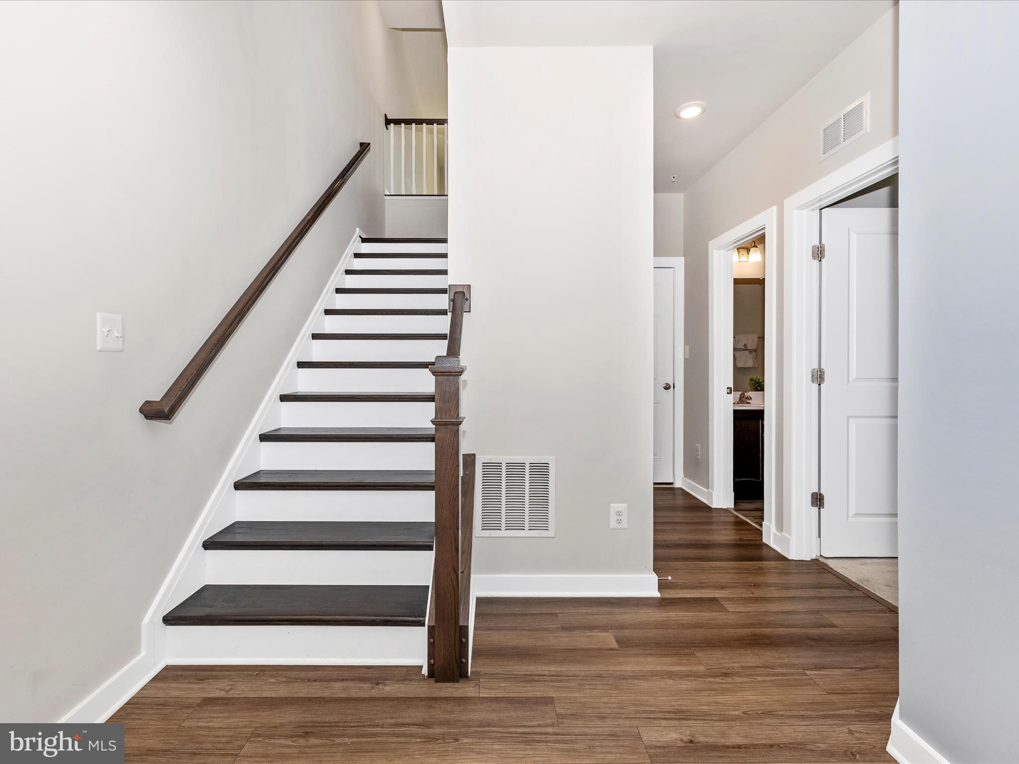 VILLAGES OF URBANA - Residential