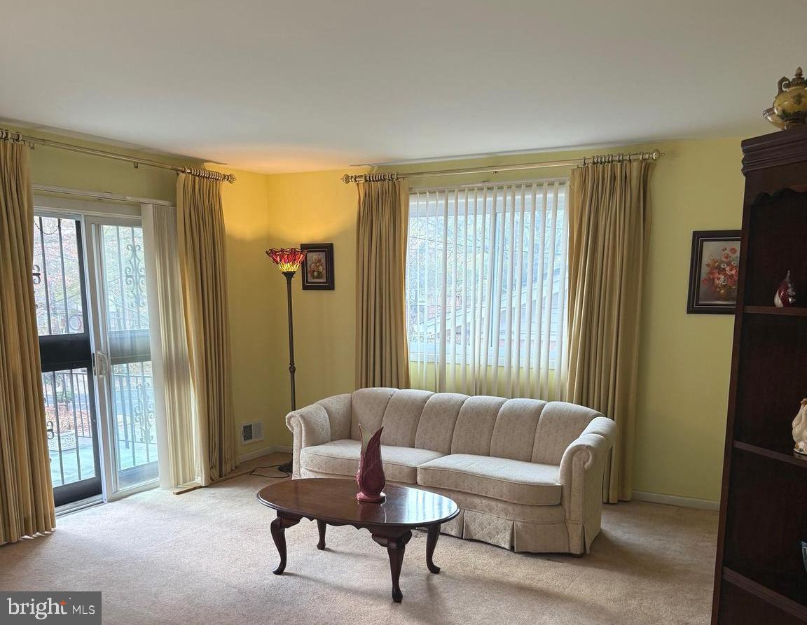 3212 HIGHWOOD DRIVE SE