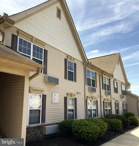 MLS: NJCD2090690
