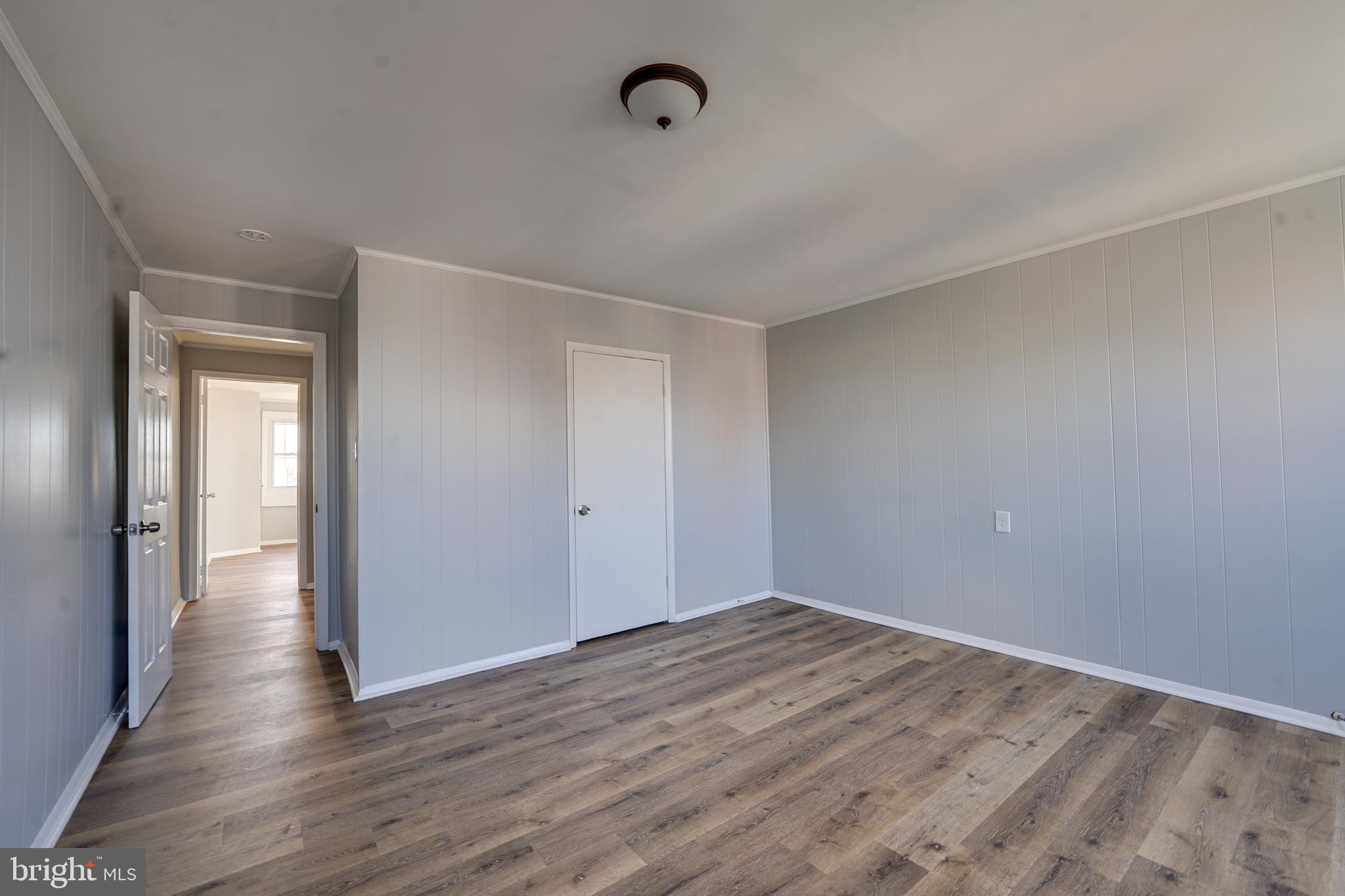 BARCLAY - Residential Lease