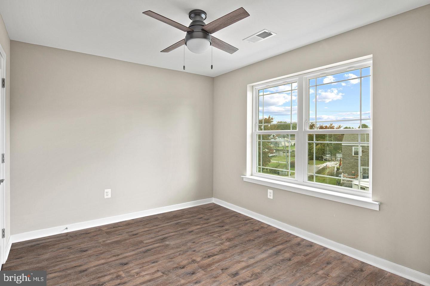 CHESAPEAKE TERRACE - Residential