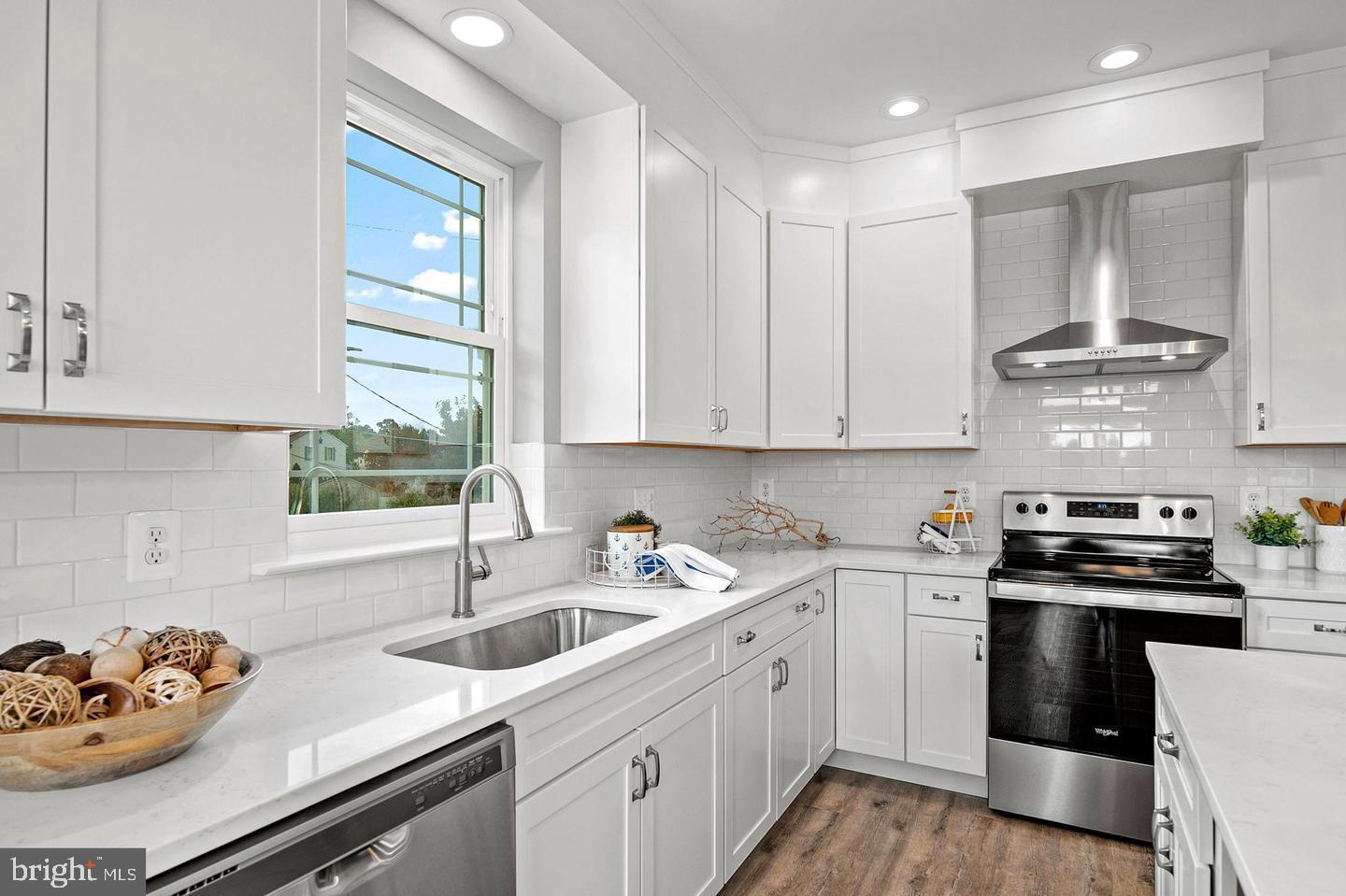 CHESAPEAKE TERRACE - Residential