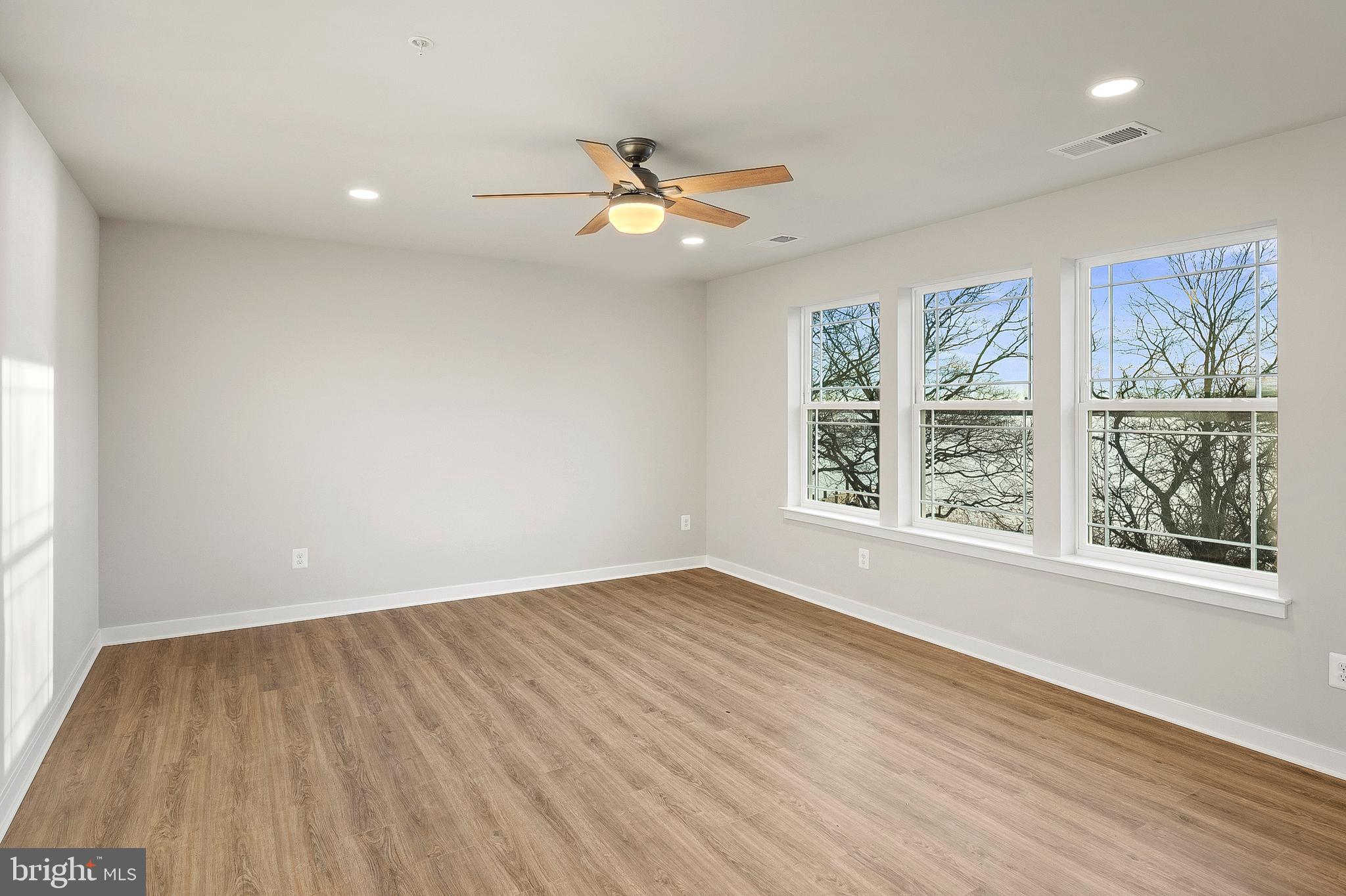 CHESAPEAKE TERRACE - Residential