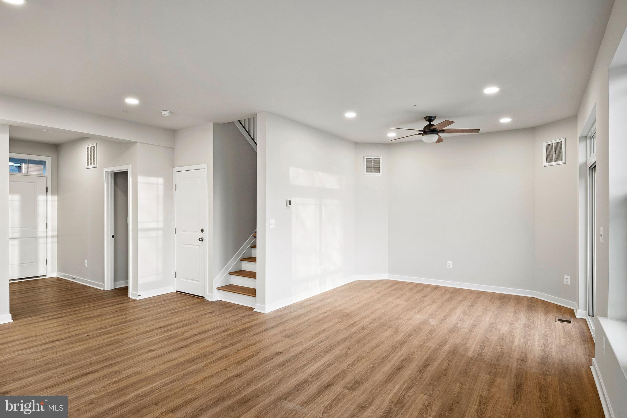 CHESAPEAKE TERRACE - Residential