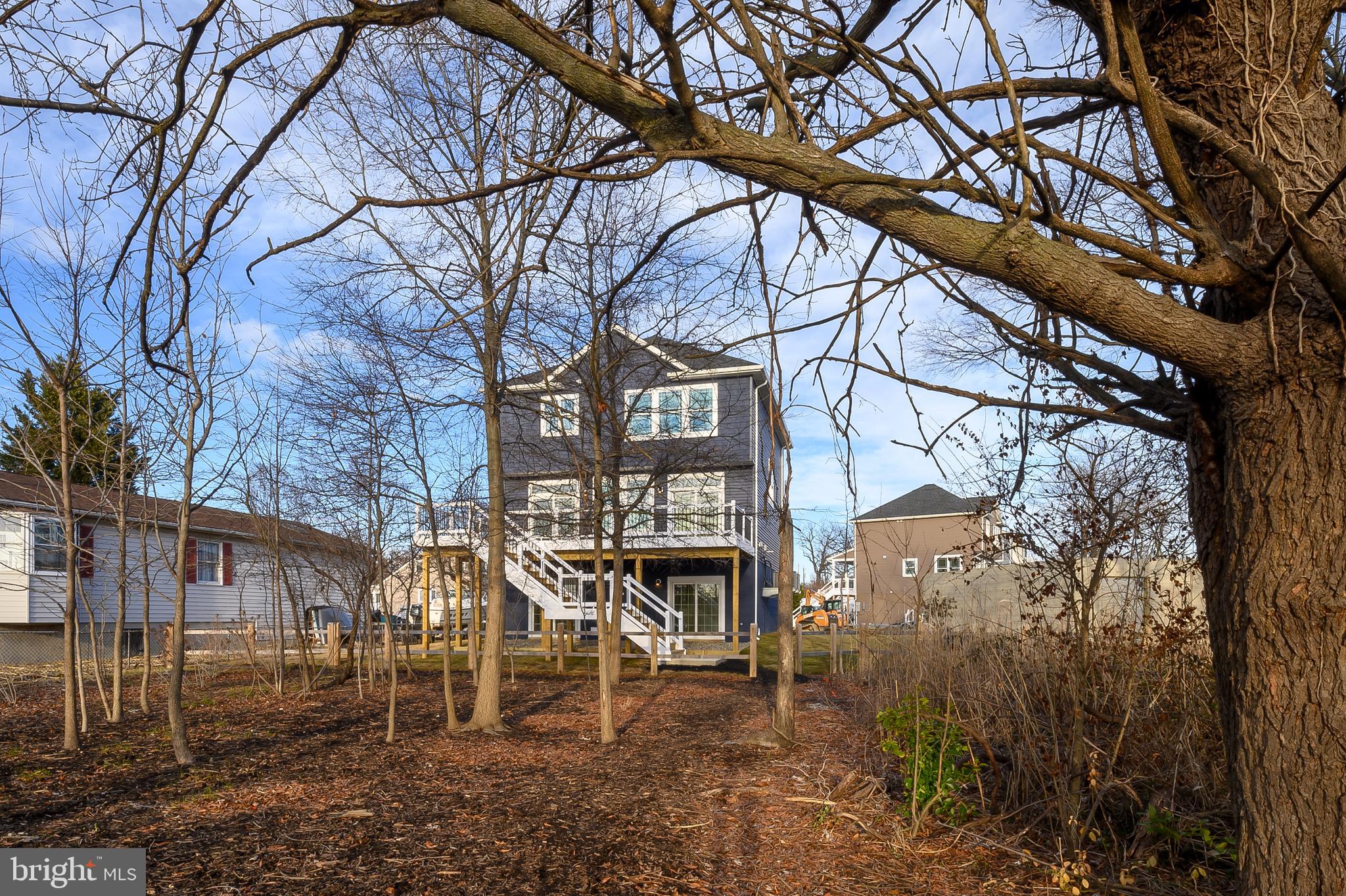 CHESAPEAKE TERRACE - Residential