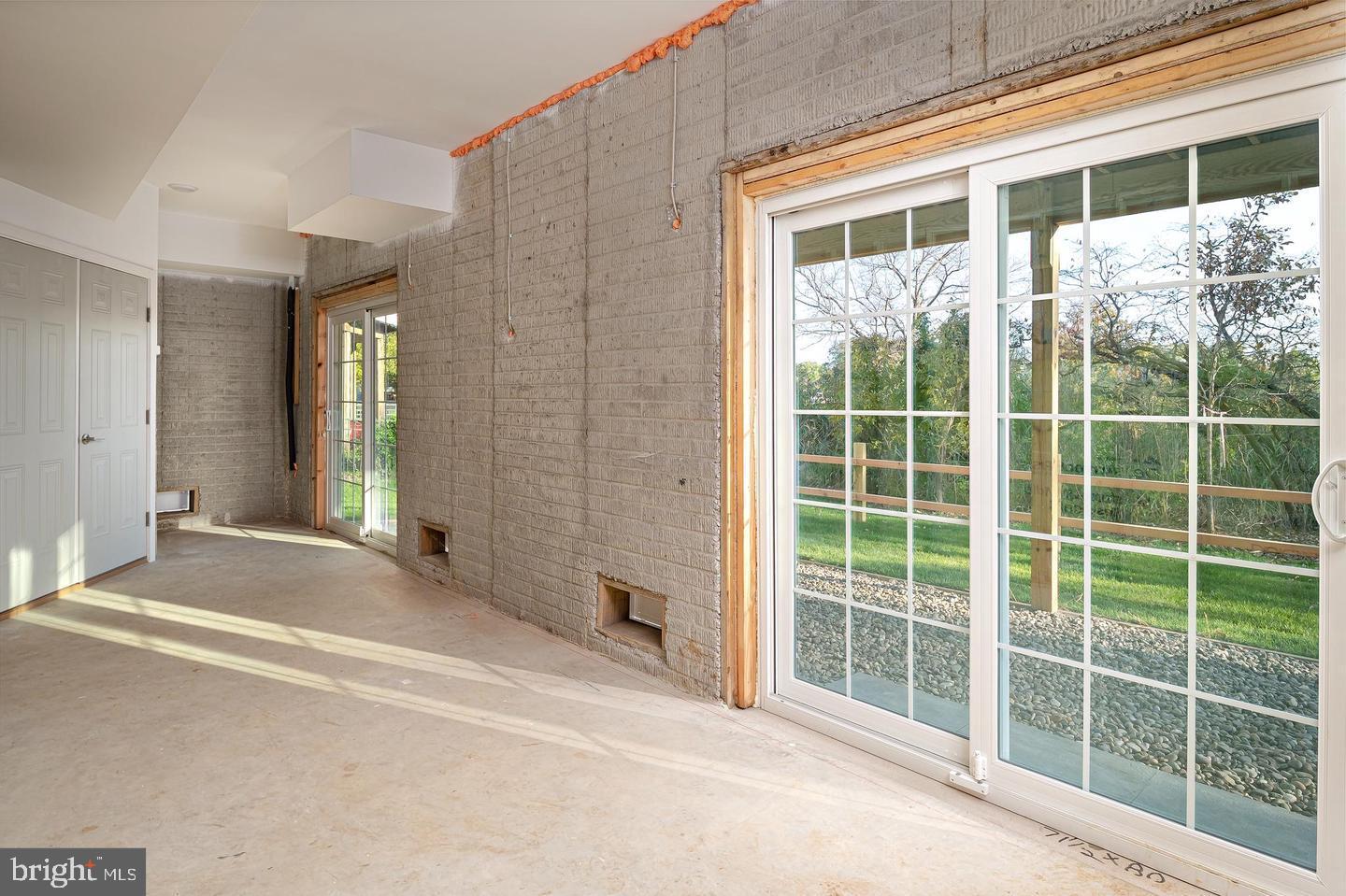 CHESAPEAKE TERRACE - Residential