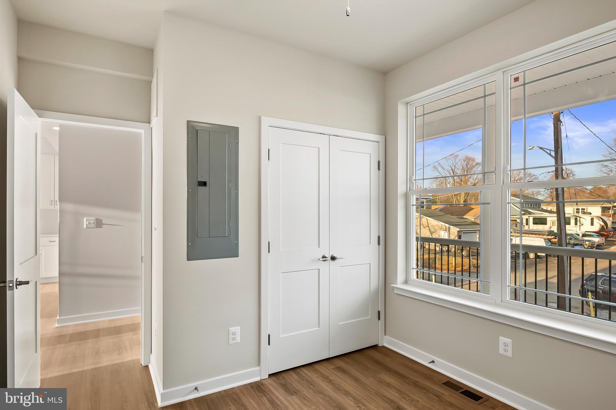 CHESAPEAKE TERRACE - Residential